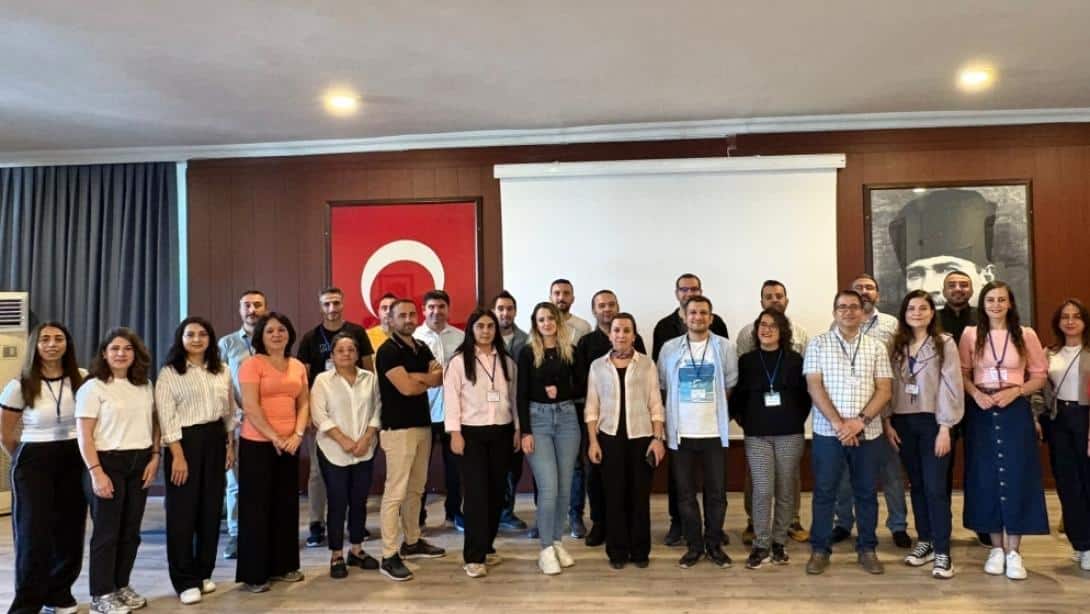 DİJİTAL BECERİLERİN İZLENMESİ VE DEĞERLENDİRİLMESİ ÇALIŞTAYI GERÇEKLEŞTİRİLDİ